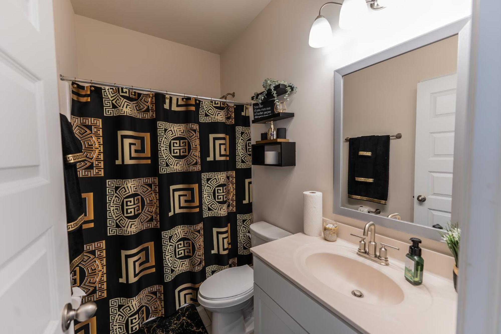 Luxury Bedroom With Private Bath Hampton Zewnętrze zdjęcie